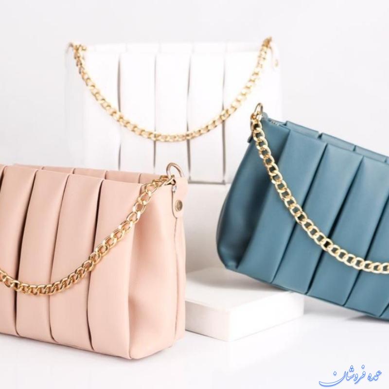 انواع کیف های دوشی و دستی در رنگ  طرح های مختلف تعداد محدود ‌مگسی ال وی ساده و ….