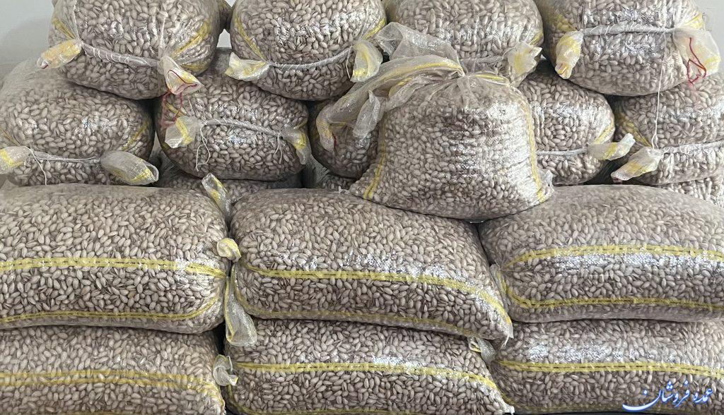 پسته احمد اقایی