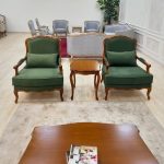 مبلمان فرانسوی ساده